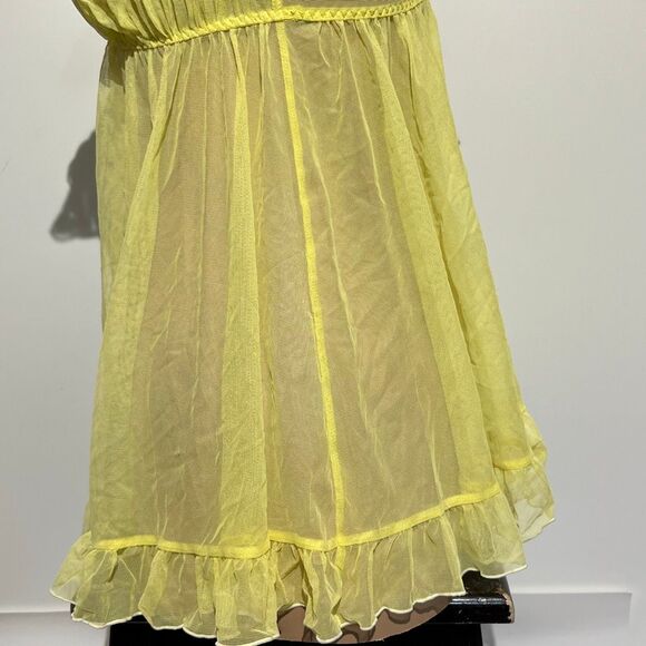Victoria's Secret Women's Yellow Sheer Lace Chemise Babydoll Dress Size Small - Picture 6 of 13